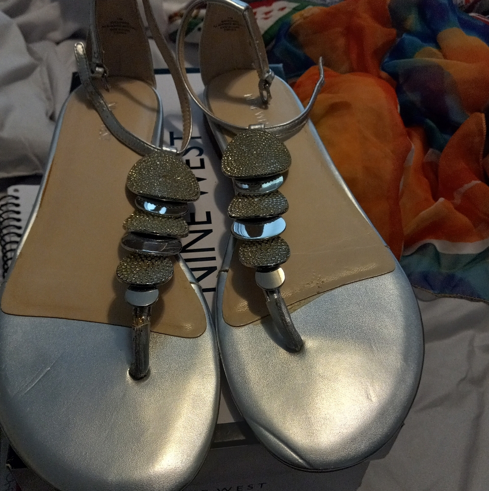 Sandals - Picture 2 of 4